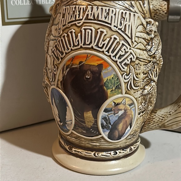 AVON Great American Wildlife Stein - Picture 2 of 9